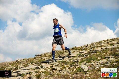 Łukasz durante Ultramaraton Babia Góra 2020