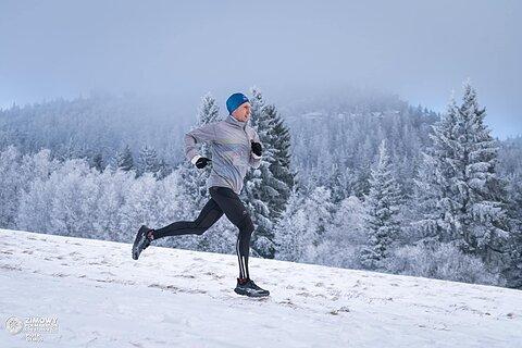 Daniel durante Zimowy Półmaraton Gór Stołowych 2024