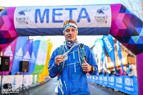Damian durante Zimowy Ultramaraton Karkonoski 2025