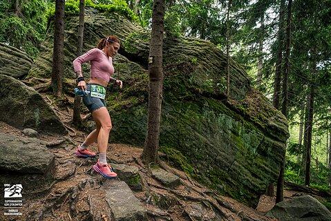 Katarzyna durante Supermaraton Gór Stołowych 2025