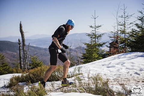 Marcin durante Baran Trail Race Zima 2026