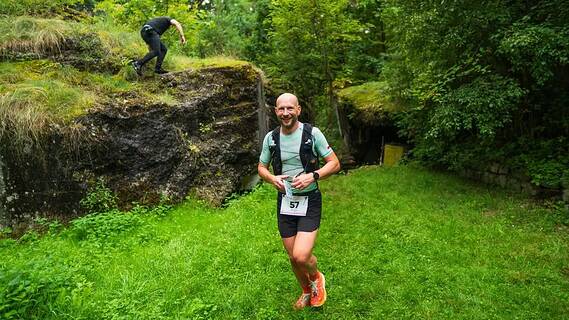 Paweł durante Ultramaraton Powstańca 2026